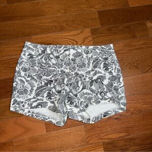Old Navy Pixie Shorts – Black/White Floral Print | Size 6